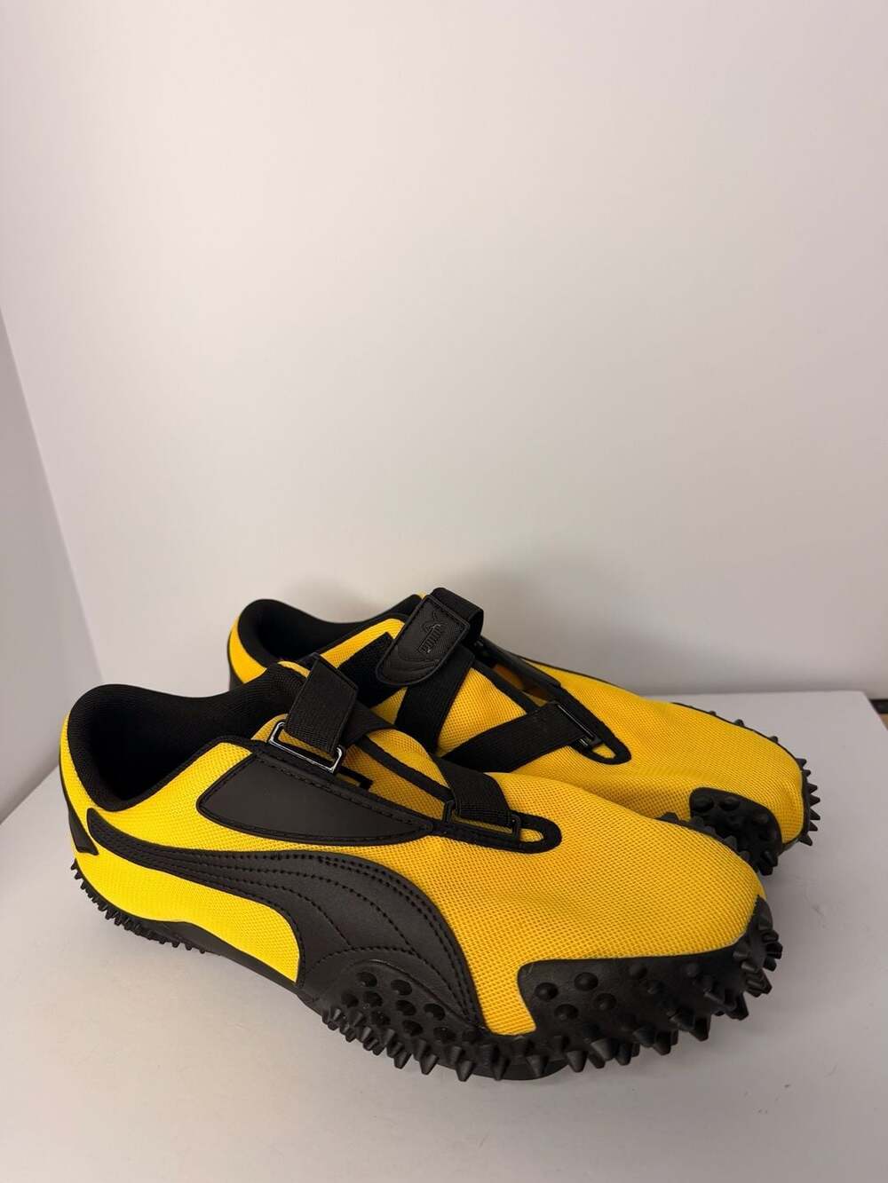 Size 9.5 Puma Mostro OG Prime Pelé Yellow Black Sneakers 403206-15